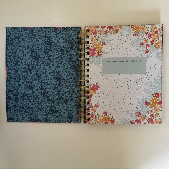 NEW Gratitude Journal with Guided Prompts | Lady Jane - Picture 3 of 14